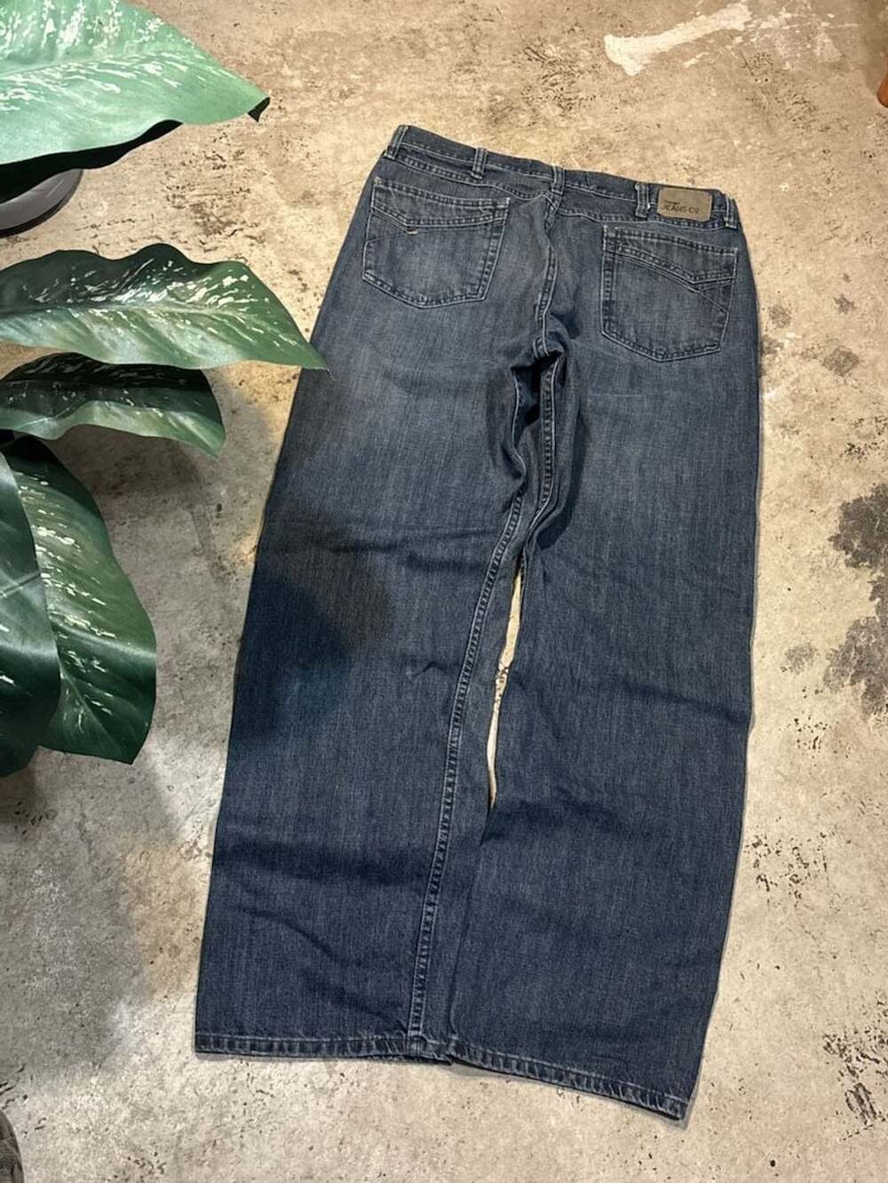 Wrangler Jeans Co. Loose Straight Denim Jeans Size 36x32